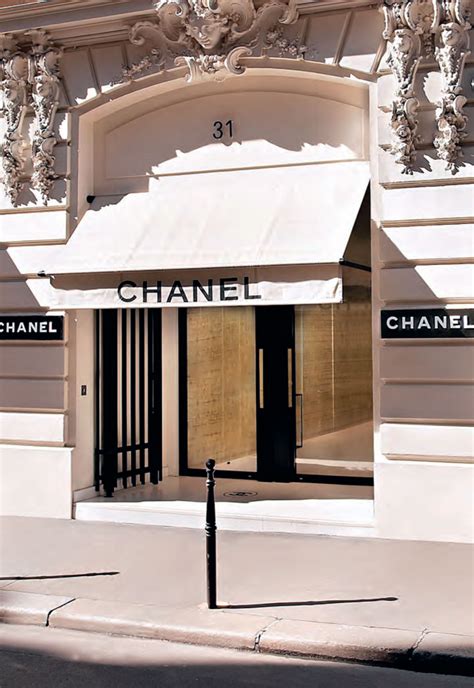 travailler chez chanel salaire|le dossier chanel.